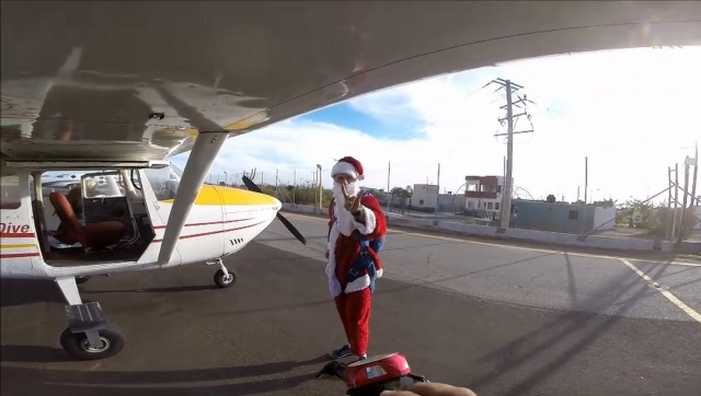 Antes de montar a la avioneta